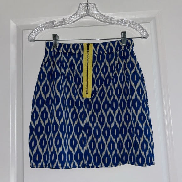 Annabella Women’s Blue and White Mini Skirt, Size Small - Picture 3 of 4